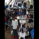 dort werden auch Schuhe …